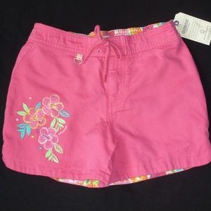 Dark pink embroidered shorts NWT 10
